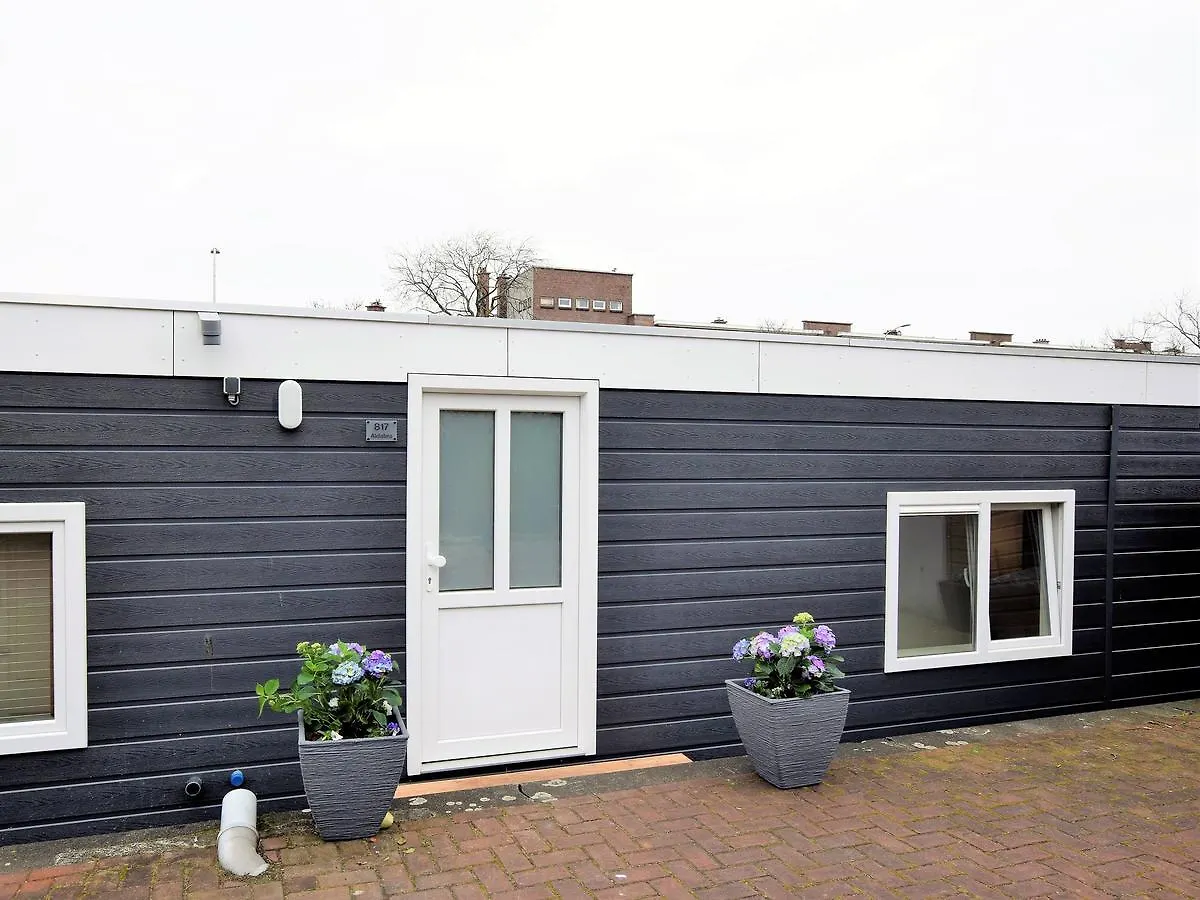 اتصالات Beautiful Houseboat With Terrace Jacuzzi 